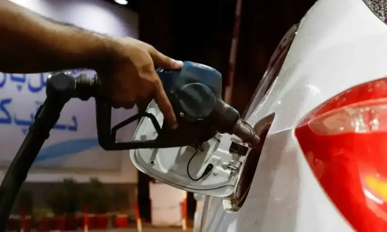 Govt increases petrol by Rs4.42 per litre, HSD by Rs6.10 per litre amid rising global oil prices