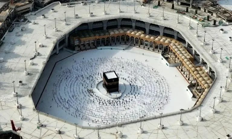 Saudi-led coalition says Houthis targeted Makkah with drone, warns of 'red line'