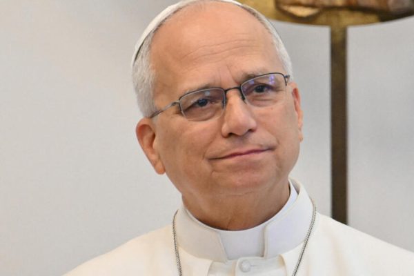 Pope Leo XIV to celebrate giant Paris mass after 'peace' appeal