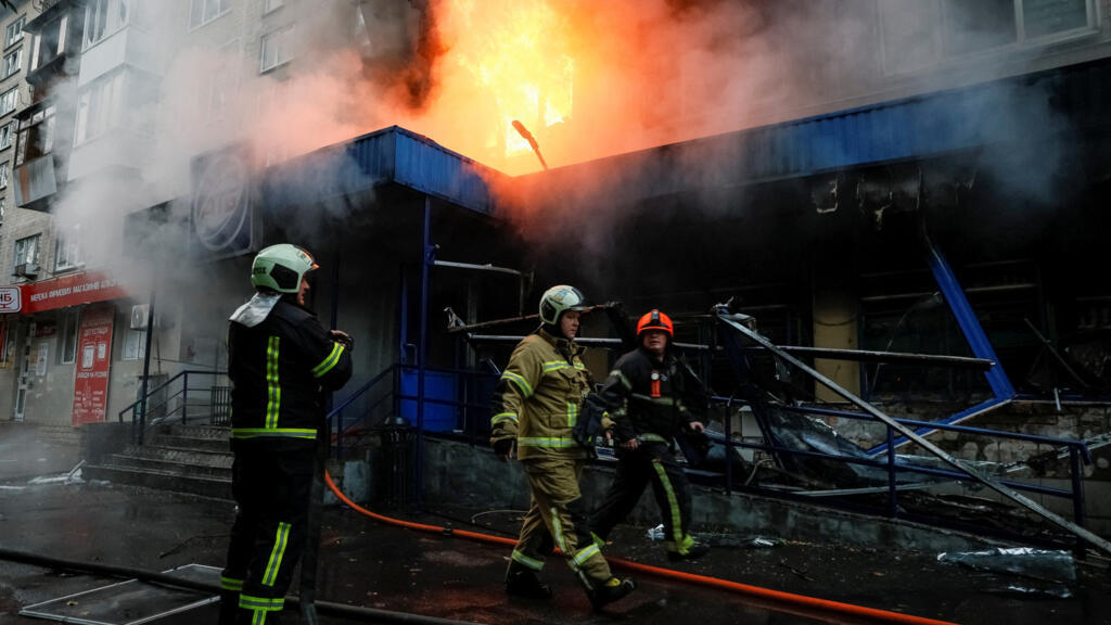 Russian attacks kill eight in Ukraine after Moscow vows to continue war