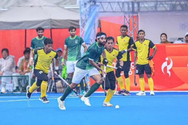 Asian Games: Noor and Ashab settle for bronze, Pakistan suffer first defeat in hockey