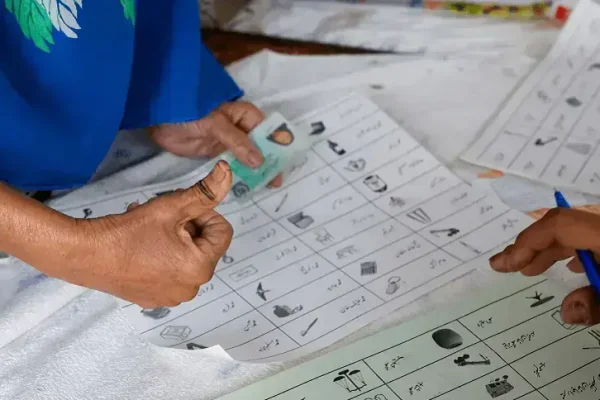 Polling underway in NA-168 Bahawalpur by-election