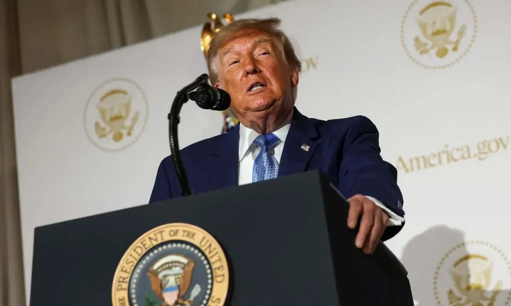Trump unveils AI chatbot for US government services