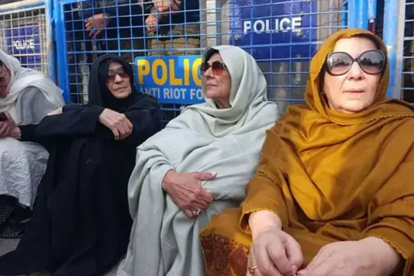 Imran’s sisters ‘on hunger strike for two days’, cousin claims