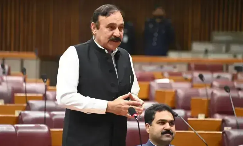 Minister says federal govt 'seriously considering' imposition of emergency in KP
