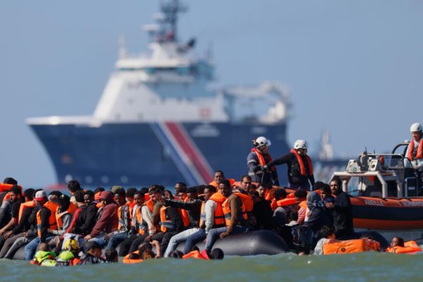 UK-France 'one in, one out' migrant exchange deal is scrapped