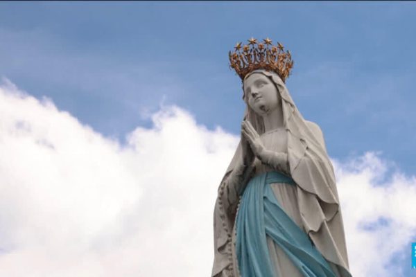 Pope Leo visits Lourdes pilgrimage site