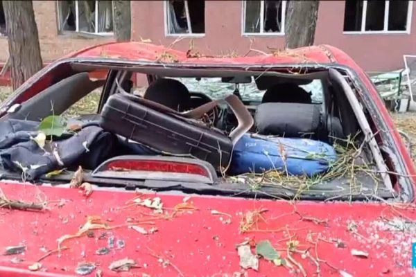 Russian strikes kill four in Ukraine