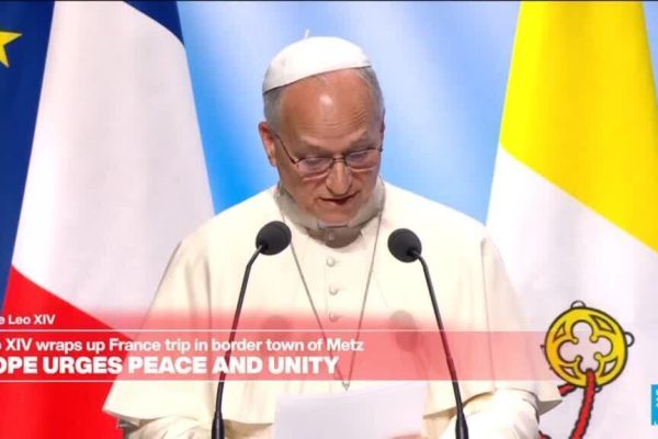 REPLAY: Pope urges peace and unity in Europe on final day of France visit