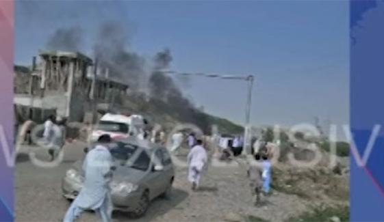 ڈی آئی خان : دھماکے کے زخمیوں کو منتقل کرنے والی ایمبولینس پر فائرنگ، 2 ریسکیو اہلکار شہید