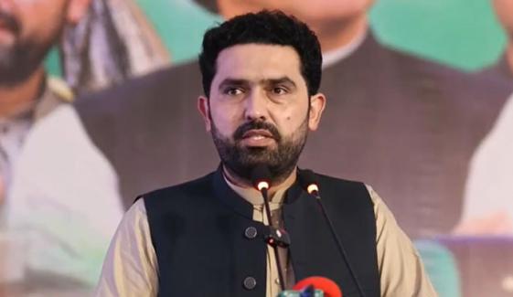 سہیل آفریدی نے پشاور میں پنک بس سروس کا افتتاح کردیا