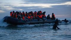 UK-France 'one in, one out' migrant scheme scrapped