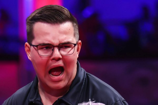 Van Veen: MvG's early World Grand Prix exit 'not as much of a shock'