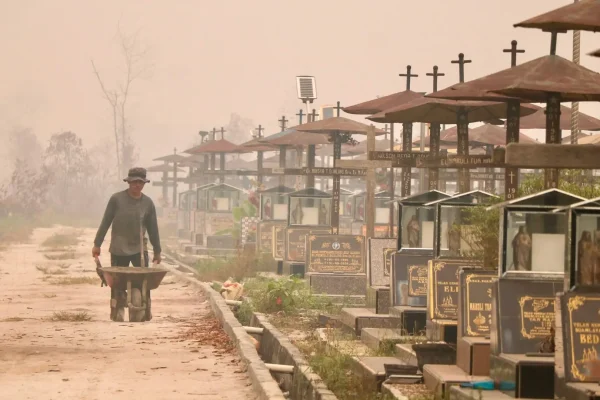 Indonesia haze chokes neighbours, but little legal recourse