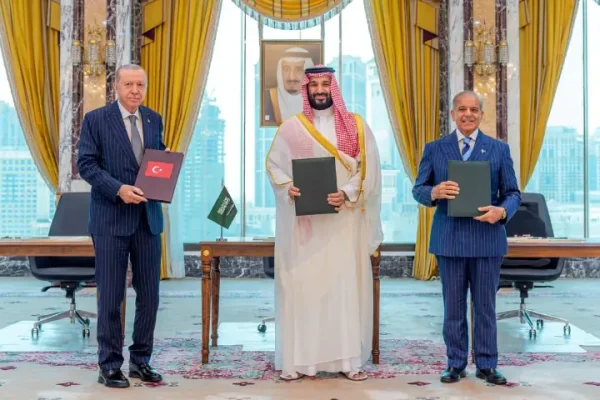 Makkah Defence Alliance aims to 'bolster regional stability', says Saudi crown prince