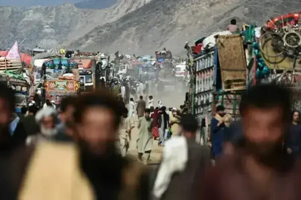 Impending harsh winter, lack of residential facilities hamper illegal Afghans’ repatriation