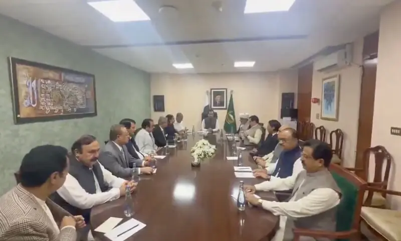 First round of talks between govt, opposition end as PTI’s Oct 4 protest looms over federal capital