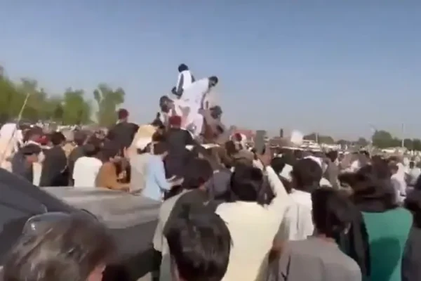 KP CM Afridi reaches Lakki Marwat to lead PTI march on Islamabad