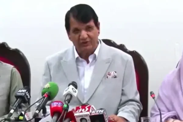 ‘Abandoned province’: Amir Muqam slams PTI, says not in favour of governor’s rule in KP but security risks persist