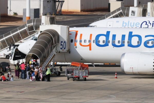 Co-pilot on Flydubai flight was banned from flying by Oman for holding extremist views