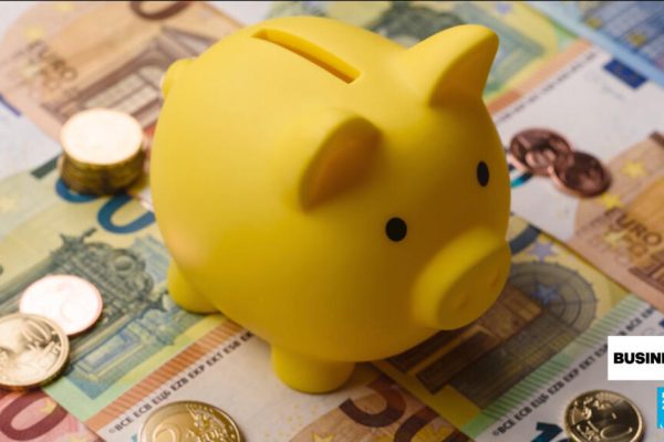 France unveils cost-cutting budget amid protests